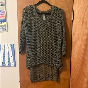 NWT Bella Amore Women's Green Knit Sweater